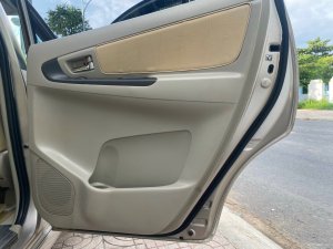 Toyota Innova 2015 - Chính chủ cần bán xe innova 2015 ở Long Hưng Long Chánh Gò Công Tiền Giang