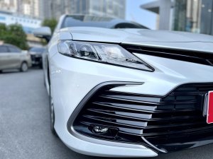 Toyota Camry 2021 - Đăng ký 2022 - lăn bánh 5000 km