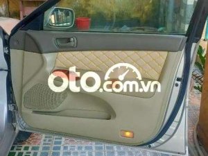 Toyota Camry Cần bán  2002 số sàn 2002 - Cần bán camry 2002 số sàn