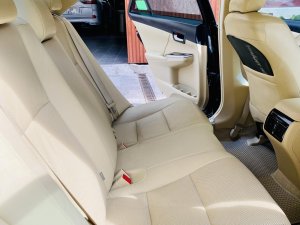 Toyota Camry 2017 - Màu đen, giá 609 triệu