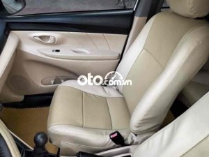 Toyota Vios  gia đình đi, cần bán lại 2015 - vios gia đình đi, cần bán lại