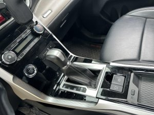 Toyota Veloz Cross 2022 - đẹp zin 100%