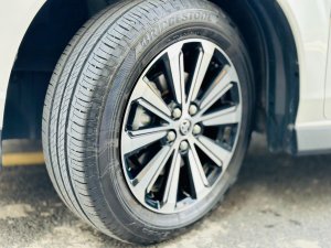 Toyota Veloz Cross 2023 - Giá bán 648 Triệu