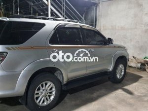Toyota Fortuner Bán xe  7 chỗ do không có nhu cầu xử dụng 2012 - Bán xe Fortuner 7 chỗ do không có nhu cầu xử dụng