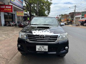 Toyota Hilux  2015 mt 4x2 2015 - hilux 2015 mt 4x2