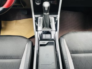 Toyota Veloz Cross 2022 - Odo 1,2 vạn zin