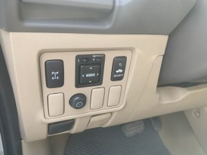 Toyota Fortuner 2010 - Số tự động 2 cầu, 7 chỗ