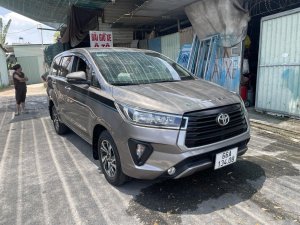Toyota Innova 2021 - Mới đi 42.000 km