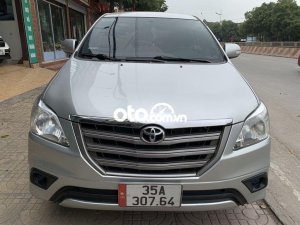 Toyota Innova   2.0E - 2015 2015 - TOYOTA INNOVA 2.0E - 2015