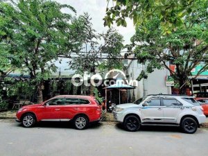 Toyota Fortuner Đổi xe Cần bán xe 7c G giađình 210 màu bạc 2010 - Đổi xe Cần bán xe 7cFORTUNER G giađình 210 màu bạc