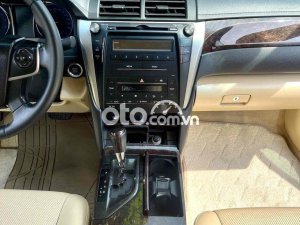 Toyota Camry Em cần bán  2.0E 2015 2015 - Em cần bán Camry 2.0E 2015