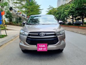 Toyota Innova 2020 - Biển phố, xe đẹp, giá rẻ
