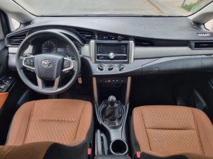 Toyota Innova 2020 - Biển phố, xe đẹp, giá rẻ