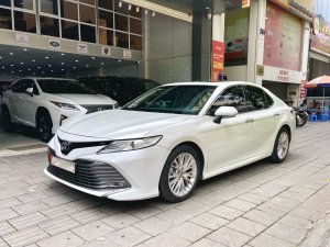 Toyota Camry 2021 - Biển HN 1 chủ từ đầu