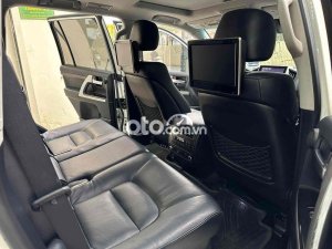 Toyota Land Cruiser   5.7 V8 2016 2016 - Toyota Land Cruiser 5.7 V8 2016