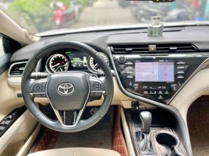 Toyota Camry 2021 - Biển HN 1 chủ từ đầu