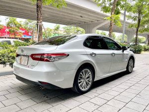 Toyota Camry 2021 - Biển HN 1 chủ từ đầu