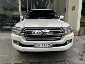Toyota Land Cruiser   5.7 V8 2016 2016 - Toyota Land Cruiser 5.7 V8 2016