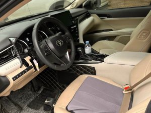 Toyota Camry 2022 - Giá 1,250 tỷ