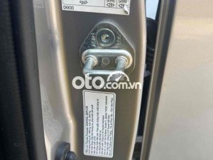 Toyota Fortuner Cần bán Fotuner 2016 số sàn 2016 - Cần bán Fotuner 2016 số sàn