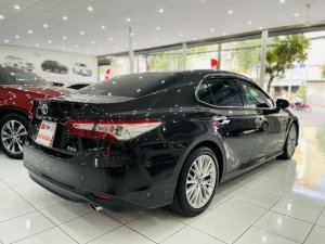 Toyota Camry 2019 - Gía 890 Triệu Đồng 