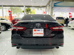 Toyota Camry 2019 - Gía 890 Triệu Đồng 