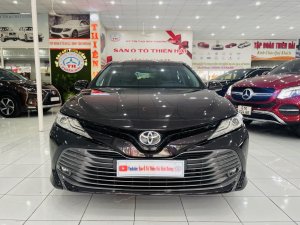 Toyota Camry 2019 - Gía 890 Triệu Đồng 