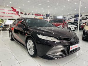 Toyota Camry 2019 - Gía 890 Triệu Đồng 