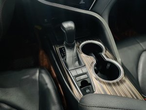 Toyota Camry 2019 - Gía 890 Triệu Đồng 