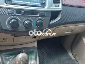 Toyota Hilux  G sx 2011 số sàn máy dầu 2 cầu xe gia lai 2011 - Hilux G sx 2011 số sàn máy dầu 2 cầu xe gia lai