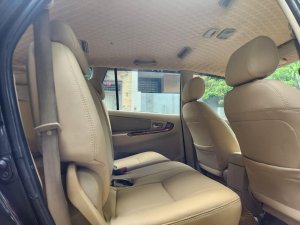 Toyota Innova 2007 - Màu đen, gia đình sử dụng mới 95%