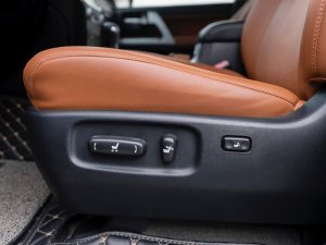 Toyota Land Cruiser 2013 - Biển Hanoi