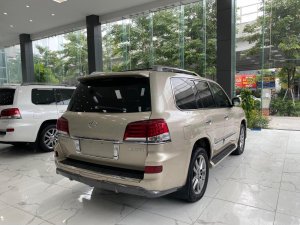 Toyota Land Cruiser Lexus LX570 2015 - Bán Lexus LX570 màu vàng cát,sản xuất 2015,1 chủ từ đầu, full hoá đơn.