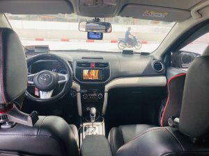 Toyota Rush 2020 - Chính chủ bán Toyota Rush 1.5 AT 2020 màu đỏ, biển HN