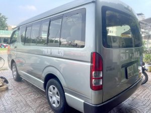 Toyota Hiace 2011 - 16 chỗ máy xăng
