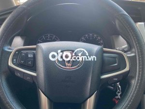 Toyota Innova cần bán xe gia đình 2017 - cần bán xe gia đình