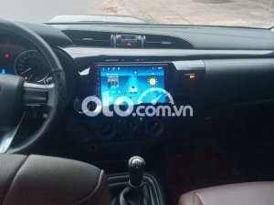 Toyota Hilux   2015 số sàn một cầu,xe zin 2015 - Toyota Hilux 2015 số sàn một cầu,xe zin