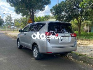 Toyota Innova cần bán xe gia đình 2017 - cần bán xe gia đình