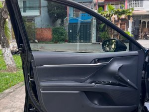 Toyota Camry 2020 - Mới đi được 10k km, Nhập khẩu nguyên chiếc từ Thái Lan