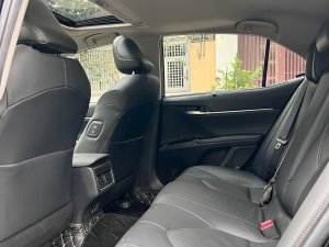 Toyota Camry 2020 - Mới đi được 10k km, Nhập khẩu nguyên chiếc từ Thái Lan