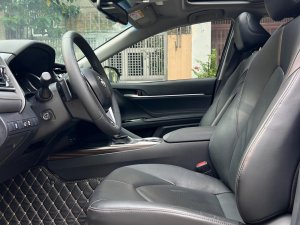 Toyota Camry 2020 - Mới đi được 10k km, Nhập khẩu nguyên chiếc từ Thái Lan