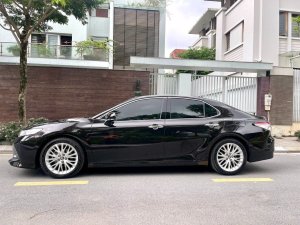 Toyota Camry 2020 - Màu đen