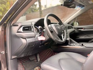 Toyota Camry 2020 - Màu đen