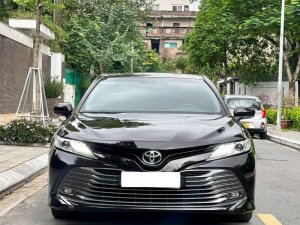 Toyota Camry 2020 - Màu đen