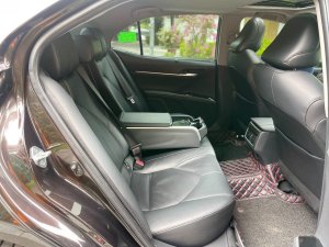 Toyota Camry 2020 - Màu đen