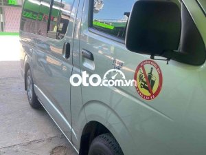 Toyota Hiace ko xài cần bán 2011 - ko xài cần bán