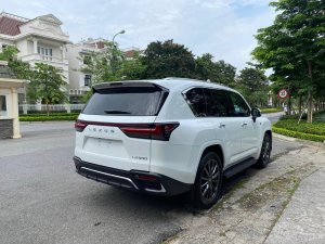 Toyota Land Cruiser Lexus LX600 Fsport 2023 - Bán Lexus LX600 Fsport sản xuất 2023, xe giao ngay.
