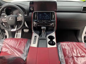 Toyota Land Cruiser Lexus LX600 Fsport 2023 - Bán Lexus LX600 Fsport sản xuất 2023, xe giao ngay.