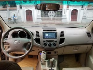 Toyota Fortuner 2006 - Fortuner 7 chỗ số tự động năm sản xuất 2006