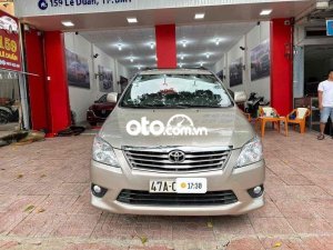 Toyota Innova  2013 Số tự động rất đẹp 2013 - innova 2013 Số tự động rất đẹp